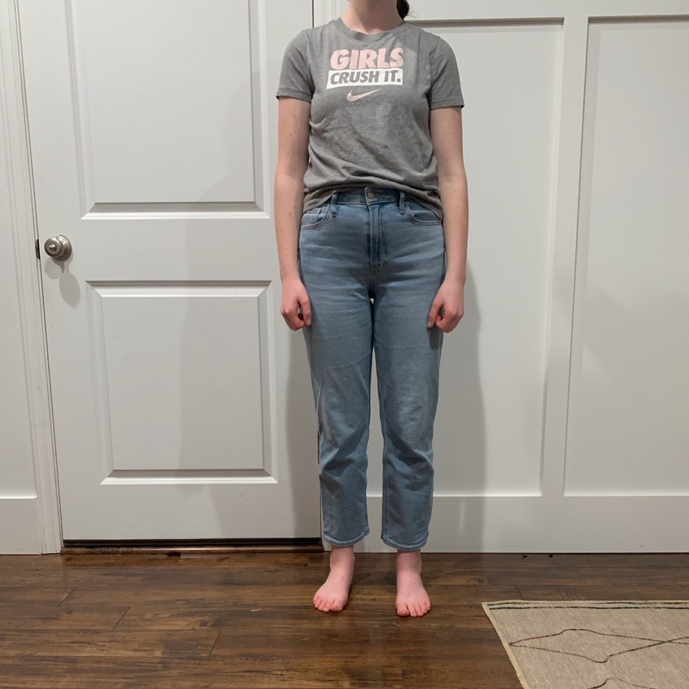 Girls Nike tee size large gently used